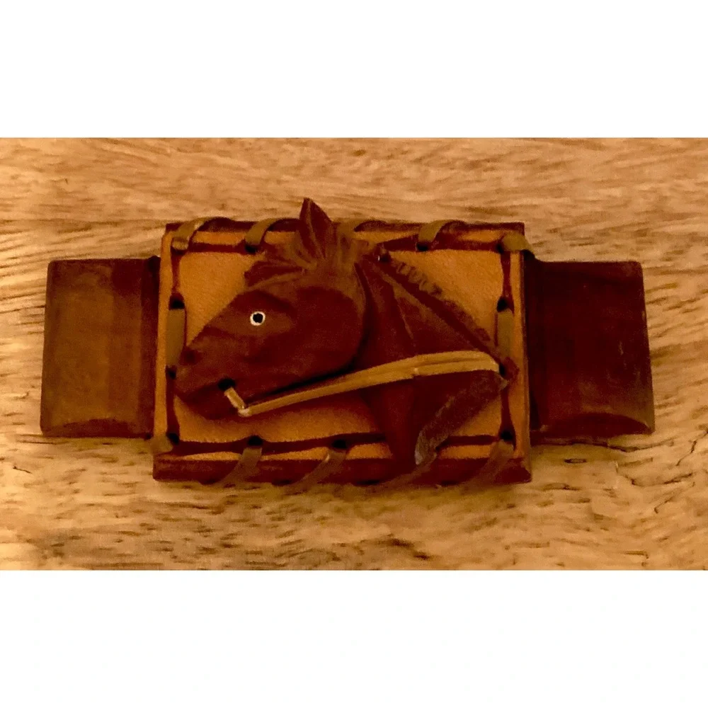 Vintage 1930's Horse Western Equestrian Brooch‎ Pin Hand Carved Wood Leather EUC
